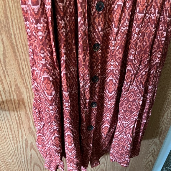 flowy summer dress - Picture 2 of 2